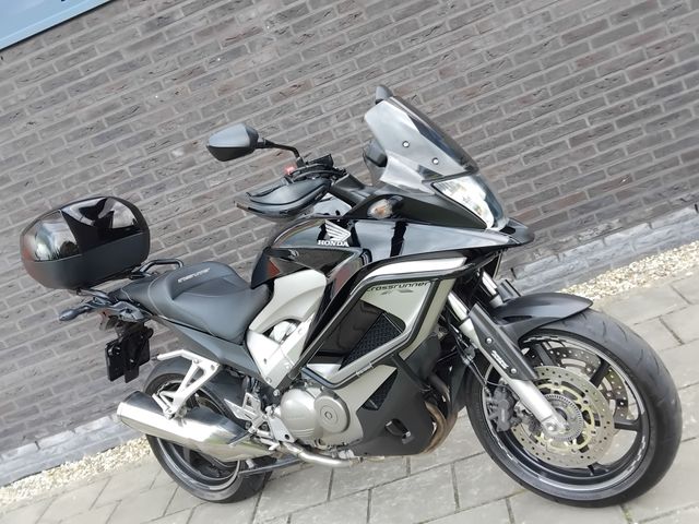 honda - vfr-800-x-crossrunner