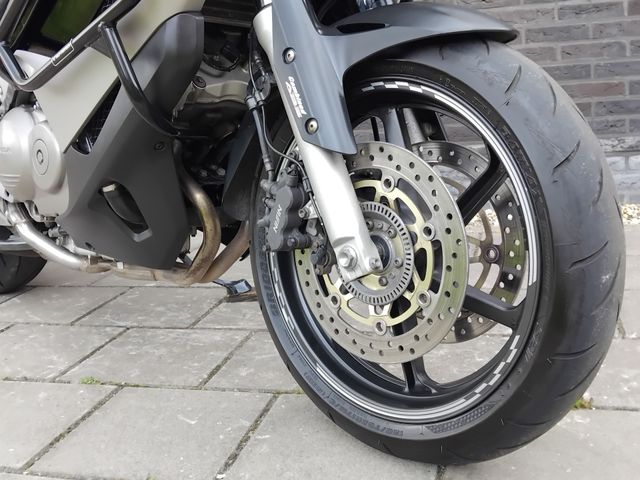 honda - vfr-800-x-crossrunner