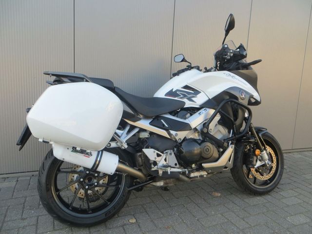 honda - vfr-800-x-crossrunner-abs