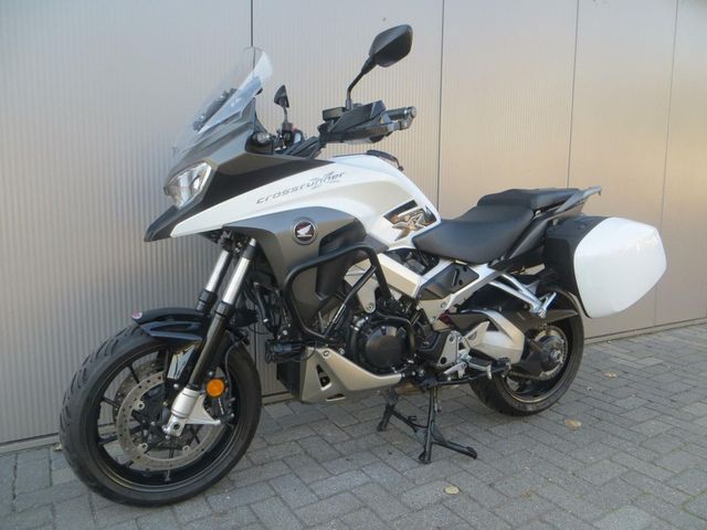 honda - vfr-800-x-crossrunner-abs