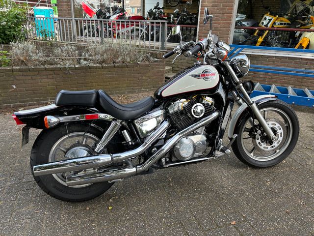 honda - vt-1100-c-shadow