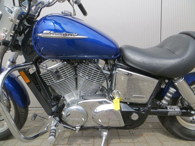 honda - vt-1100-c-shadow