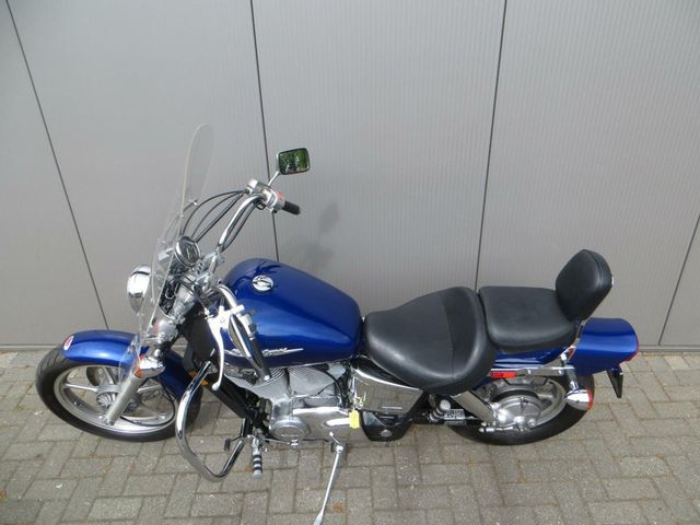 honda - vt-1100-c-shadow
