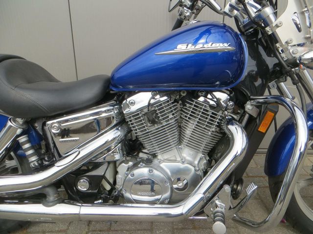 honda - vt-1100-c-shadow