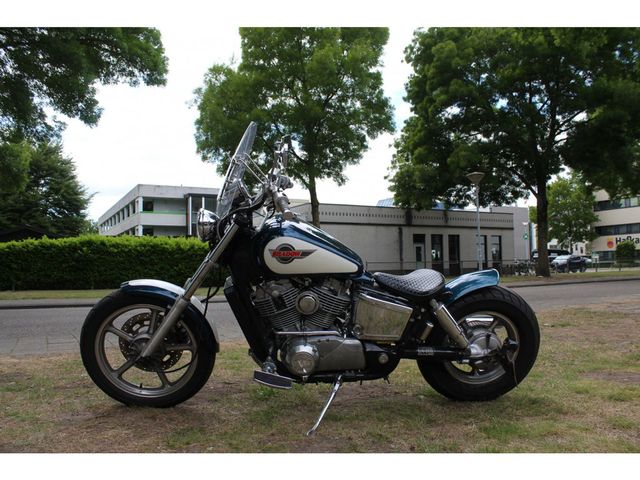 honda - vt-1100-c-shadow