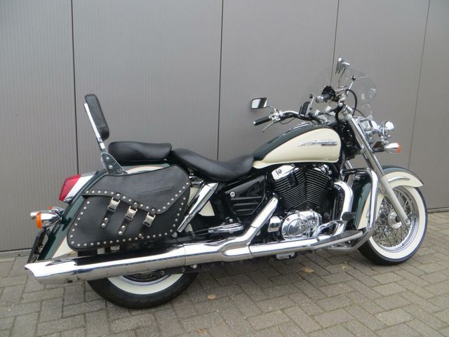 honda - vt-1100-c3-shadow