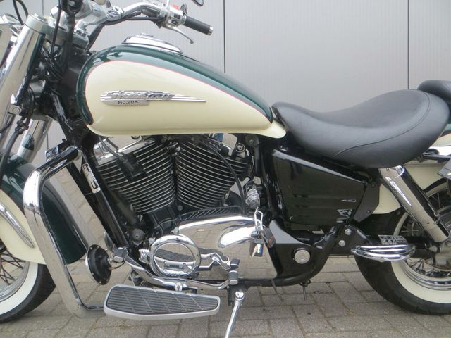 honda - vt-1100-c3-shadow