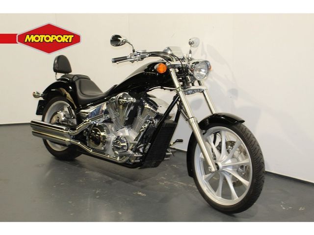 honda - vt-1300-cx-abs