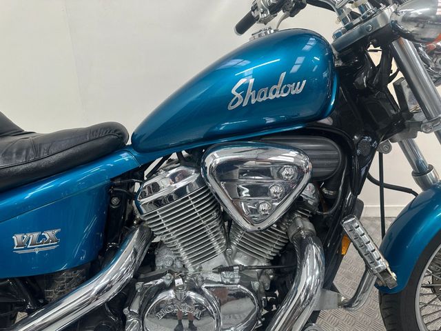 honda - vt-600-c-shadow--vlx-
