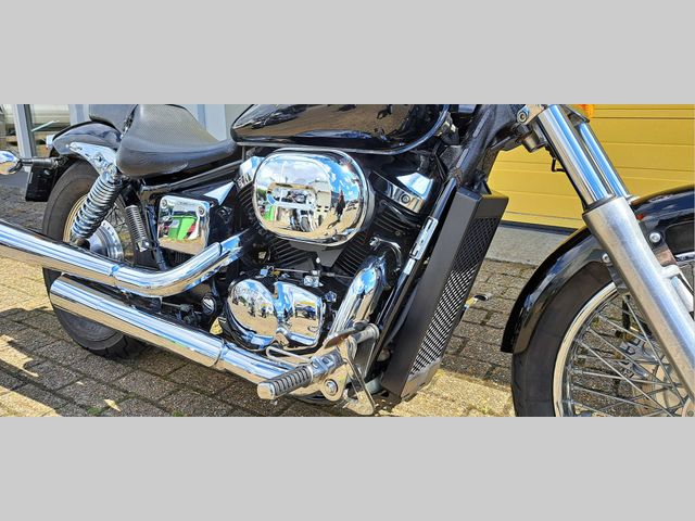 honda - vt-750--dc-black-widow