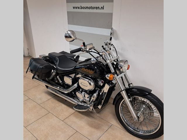 honda - vt-750--dc-black-widow