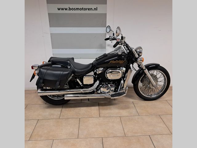 honda - vt-750--dc-black-widow