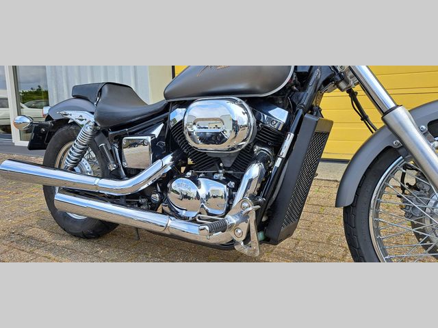 honda - vt-750--dc-black-widow