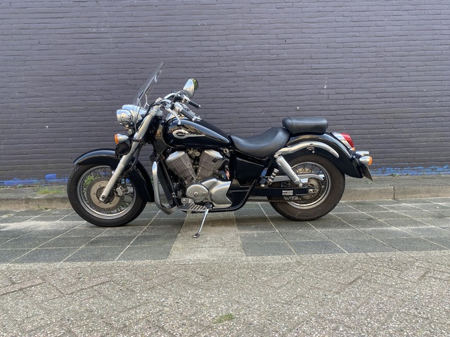 honda - vt-750-c2-shadow-ace