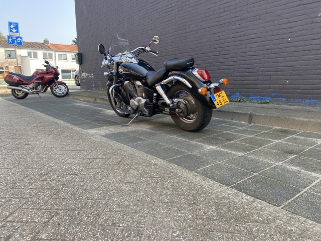 honda - vt-750-c2-shadow-ace