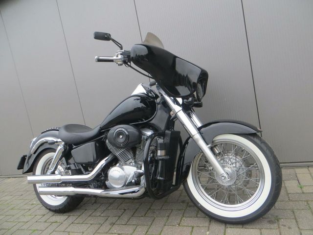 honda - vt-750-c2-shadow-ace