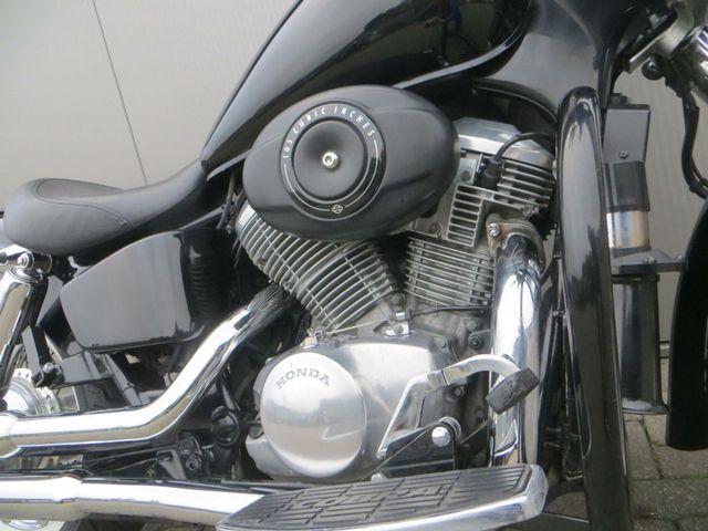 honda - vt-750-c2-shadow-ace