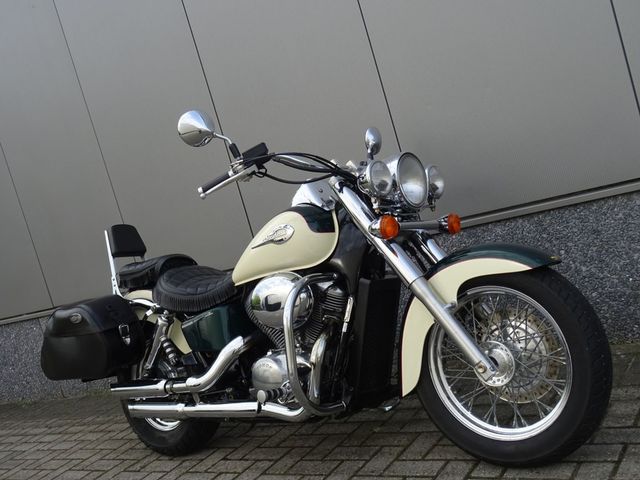 honda - vt-750-c2-shadow-ace