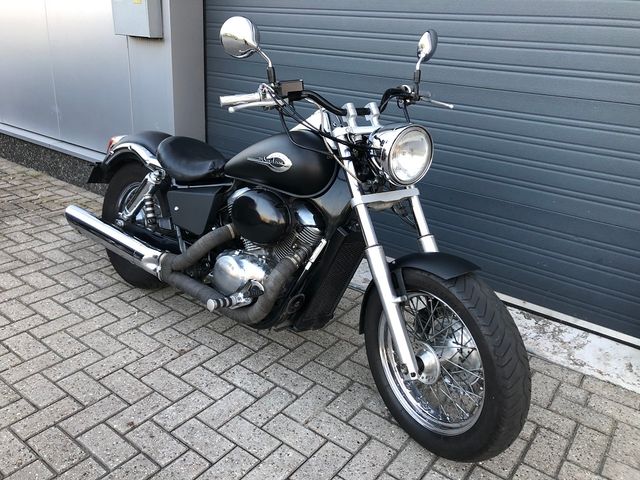 honda - vt-750-c2-shadow-ace
