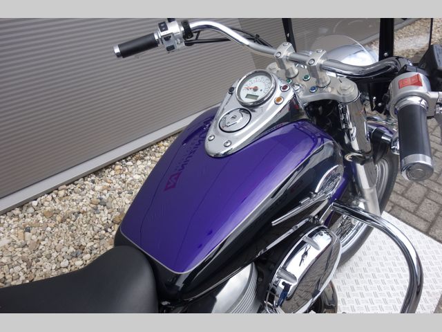 honda - vt-750-c2-shadow-ace