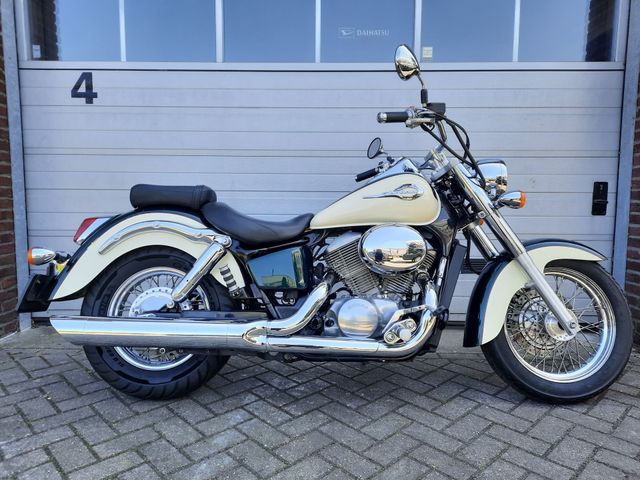 honda - vt-750-c2-shadow-ace