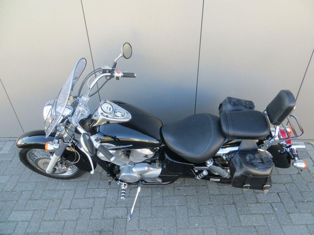 honda - vt-750-c2-shadow-ace