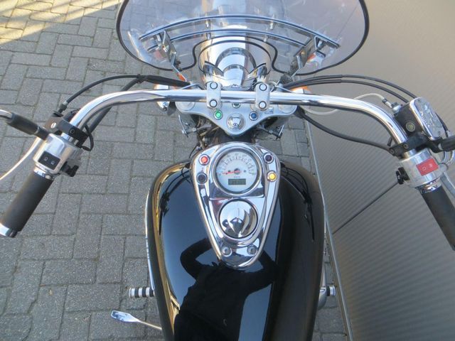 honda - vt-750-c2-shadow-ace