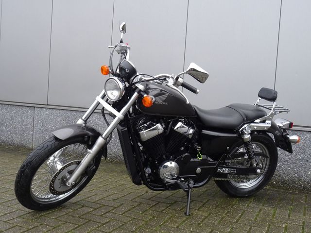 honda - vt-750-dc-shadow-spirit