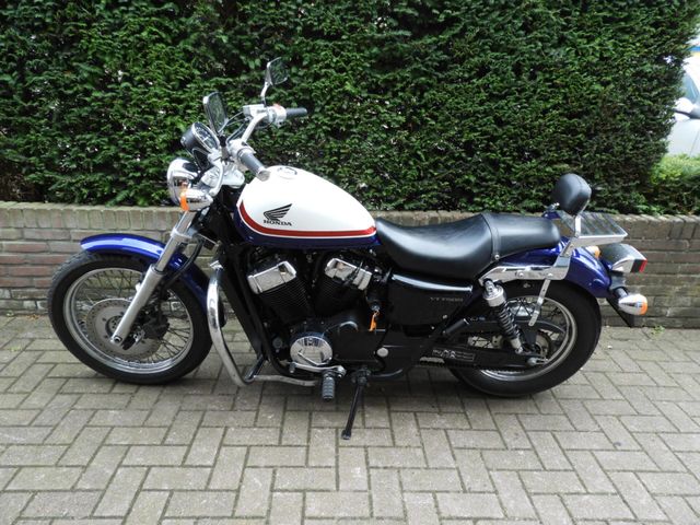 honda - vt-750-s