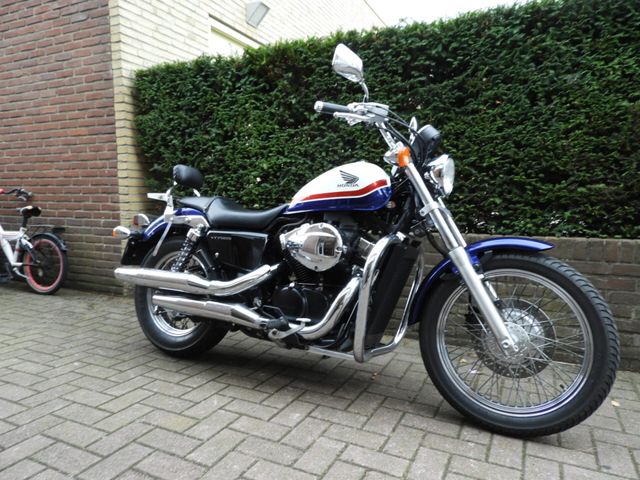 honda - vt-750-s