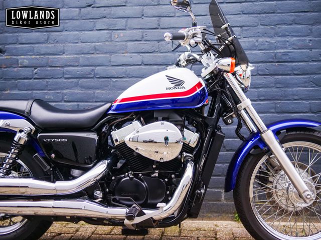 honda - vt-750-s-shadow