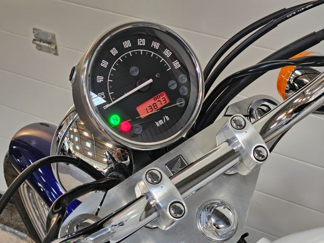 honda - vt-750-s-shadow