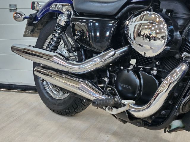 honda - vt-750-s-shadow