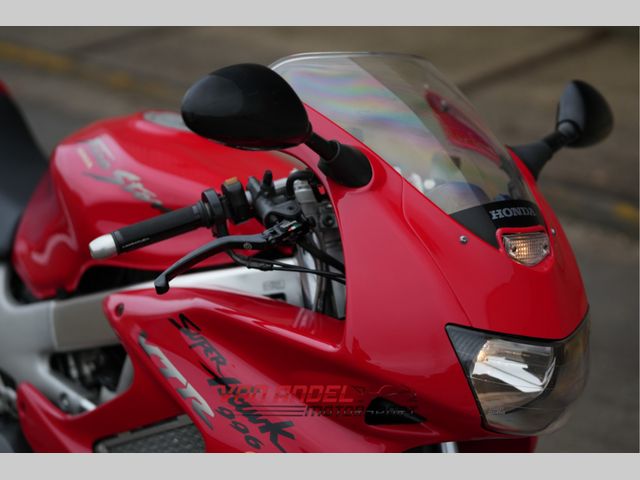 honda - vtr-1000-f-firestorm