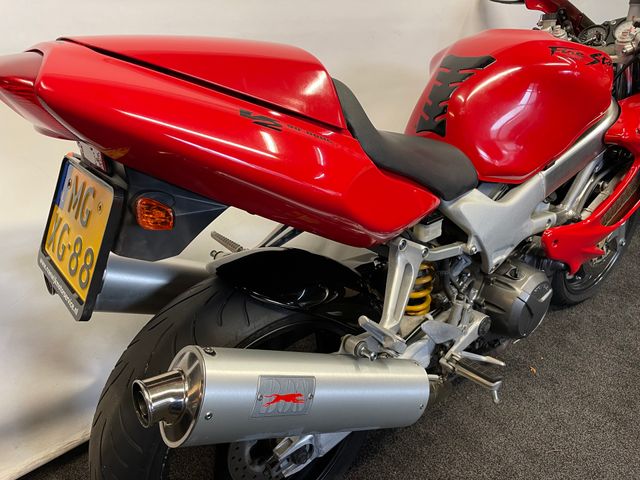 honda - vtr-1000-f-firestorm