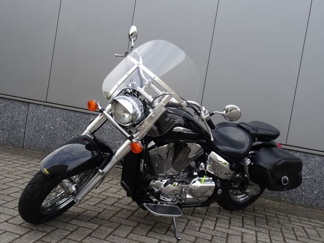 honda - vtx-1300