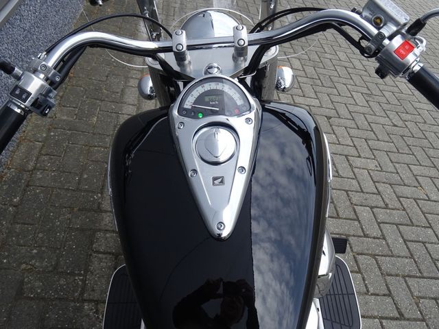honda - vtx-1300