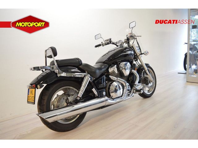 honda - vtx-1800