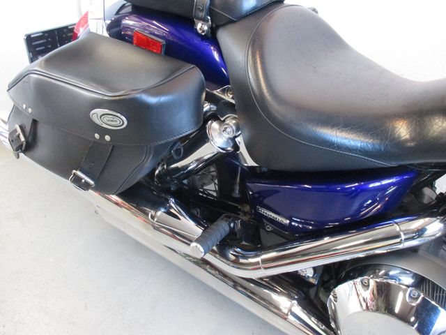 honda - vtx-1800