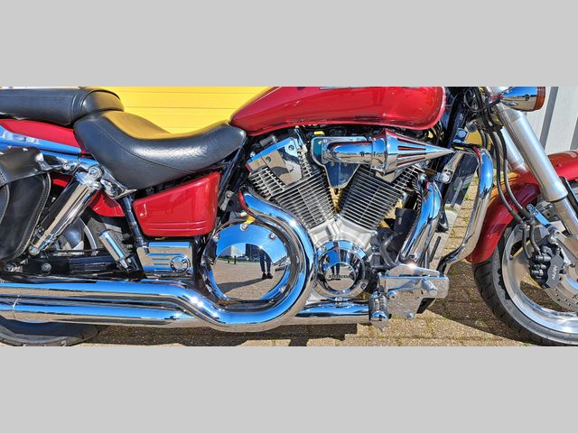 honda - vtx-1800