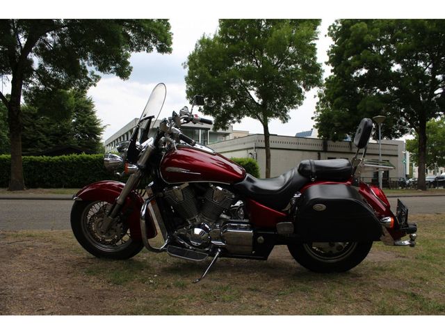 honda - vtx-1800