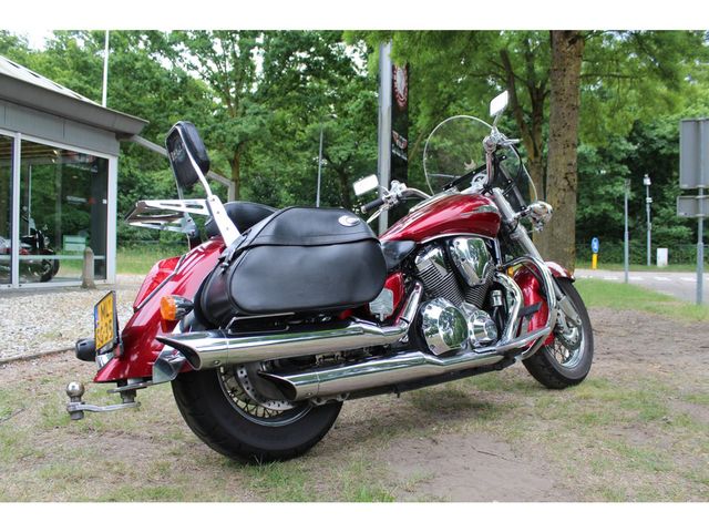 honda - vtx-1800