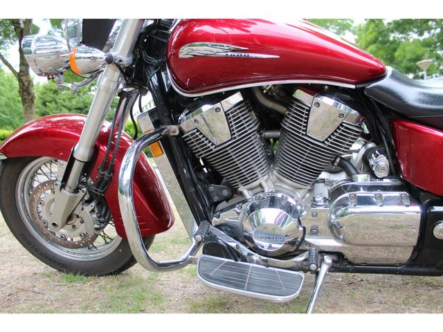 honda - vtx-1800