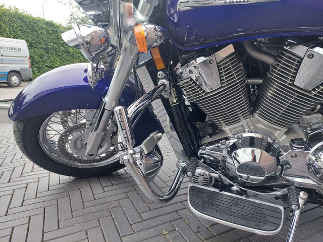 honda - vtx-1800