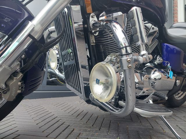honda - vtx-1800