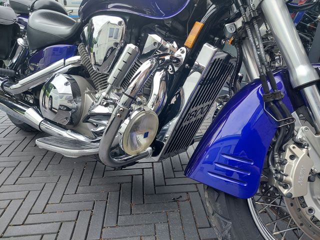 honda - vtx-1800