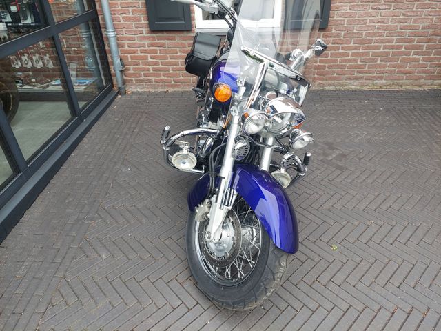 honda - vtx-1800