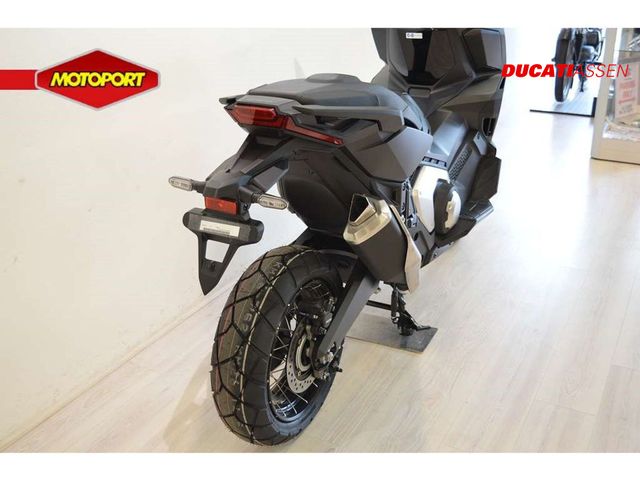 honda - x-adv