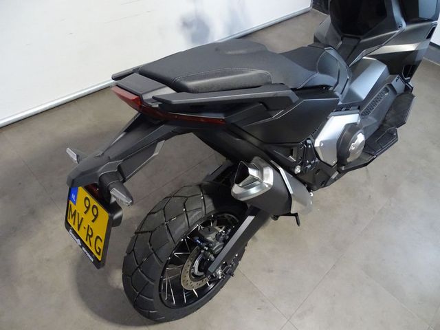 honda - x-adv