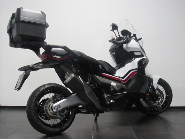 honda - x-adv